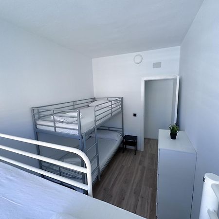 Muede Hostel Torremolinos Ngoại thất bức ảnh