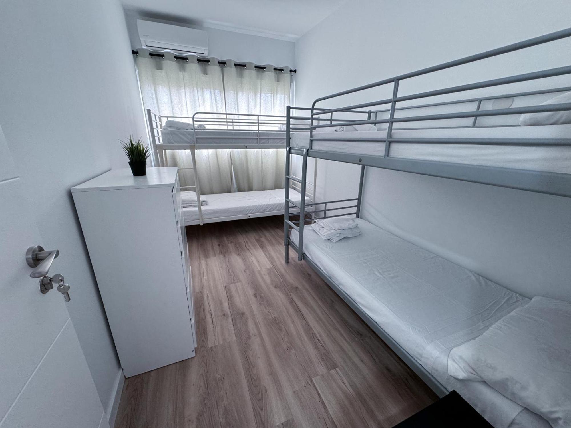 Muede Hostel Torremolinos Ngoại thất bức ảnh